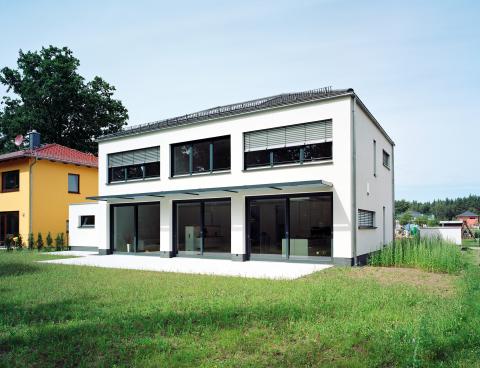 Media Name: 242-04.jpg