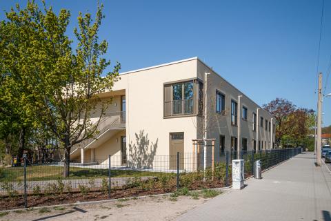 Media Name: 680-17.jpg